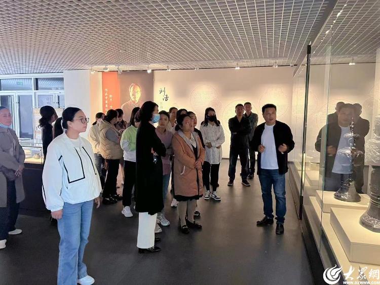 齐河县文化书院点亮青年文化社交圈_大众网(图3)