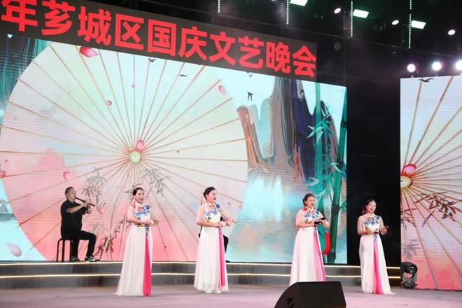 漳州芗城区举办2025年国庆文艺晚会(图3)