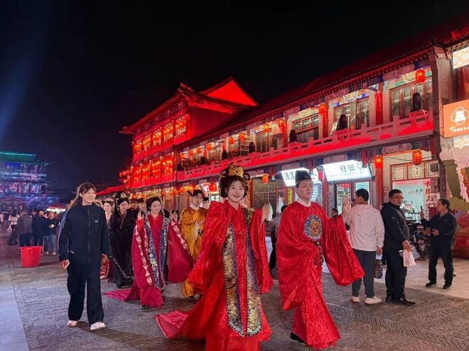 在这里邂逅浪漫！(图1)