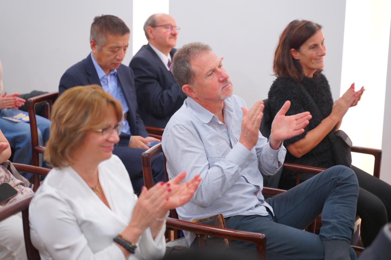 2025“天涯共此时——中秋诗会”在布达佩斯成功举办(图3)