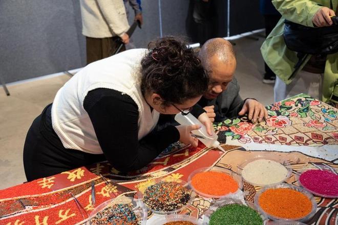 感知幸福中国行｜非遗“活”在社区奏响民族团结新乐章(图3)