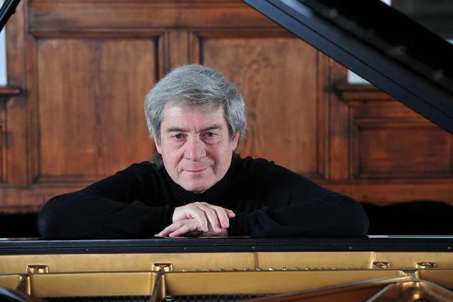 能够演奏出贯穿全身的共鸣的钢琴家并不多他是其中一个！(图5)