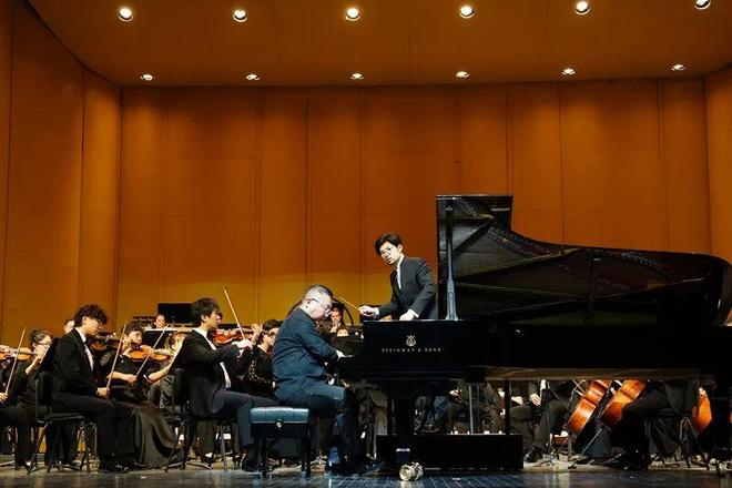 专访｜钢琴演奏家方弋：在黄河之畔让《黄河》的旋律更有气魄(图2)