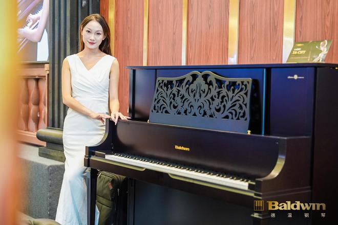 去客厅化封神思路别再堆绿植挂画了一台鲍德温钢琴才是高级感密码(图6)