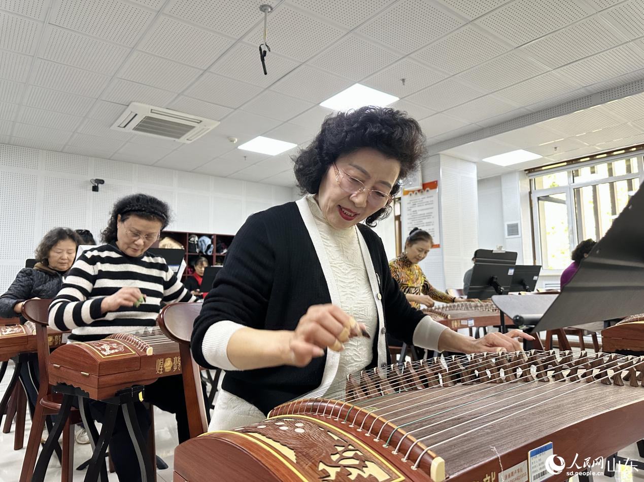 山东：老有所学乐享银龄(图3)