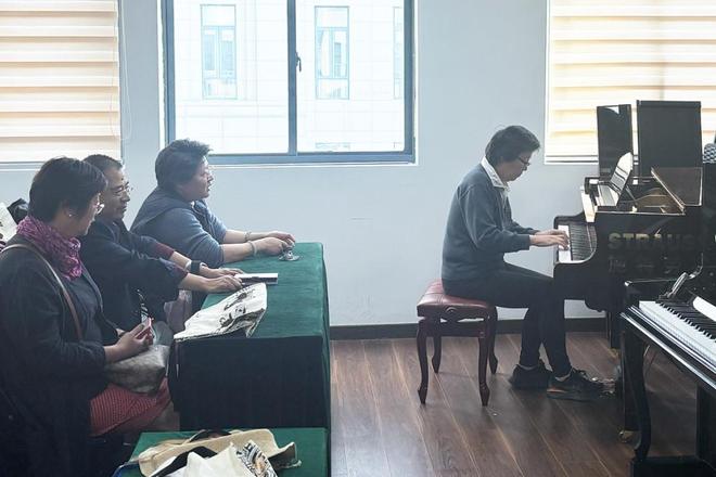 老有所学、老有所乐！杨浦这群长者踏上钢琴探秘之旅(图4)