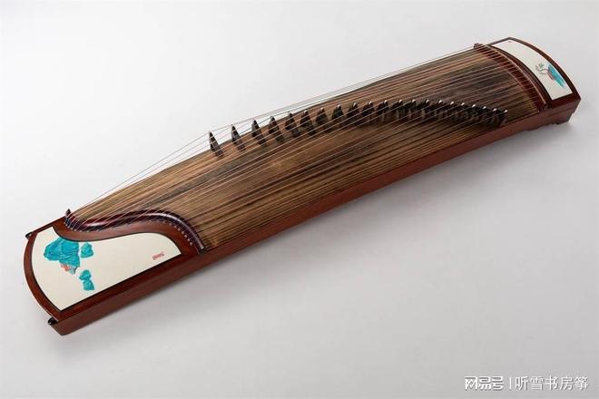 如何选择第一台古筝:初学者入门选购指南(图1)