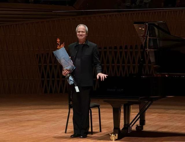 沪上钢琴演出难得一见的“神仙打架”(图2)