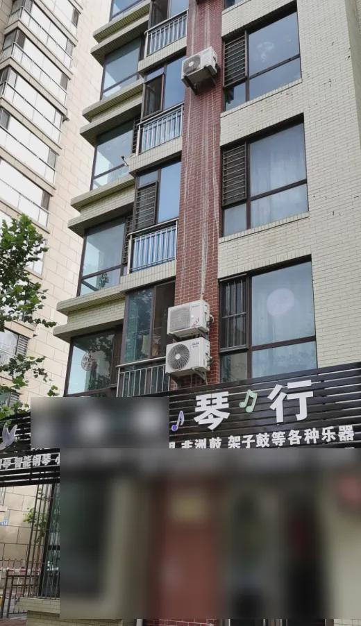 二手平台挂满被中产抛弃的钢琴(图21)