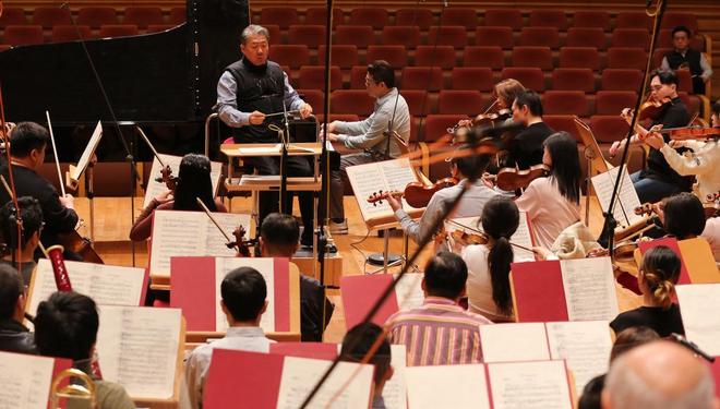 从舞台到讲台钢琴家刘孟捷的双重音乐人生(图5)