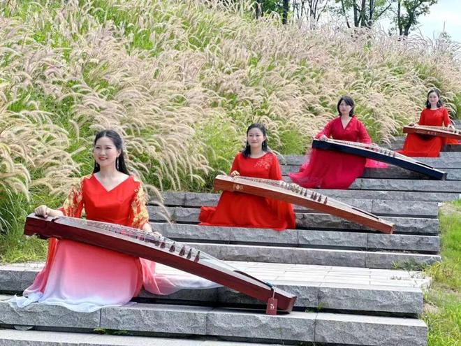 开始报名2025年华岩寺古筝公益学习班报名通告(图1)