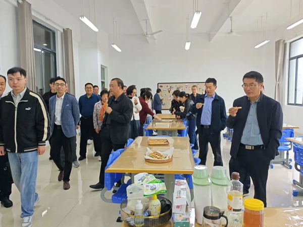 怀宁县县直单位关工工作观摩暨全县教育系统关心下一代工作现场会在星拱小学顺利召开(图2)