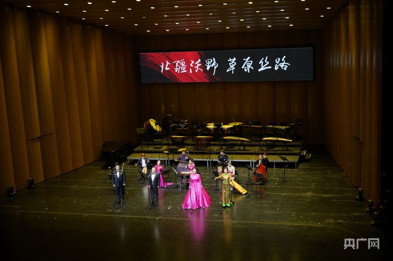 民族乐器在大学生手里有了“流行感”(图3)