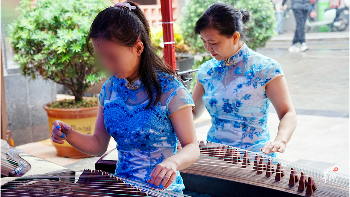 广州花都“星星幸福舱”推出“家庭岗”星妈可与孤独症孩子共同上班(图9)