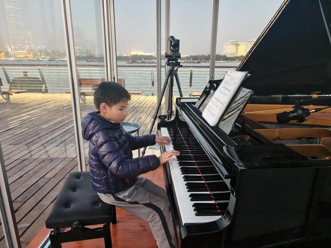 在徐汇滨江这一行为已超千次!他们因何而“挑战”?(图2)