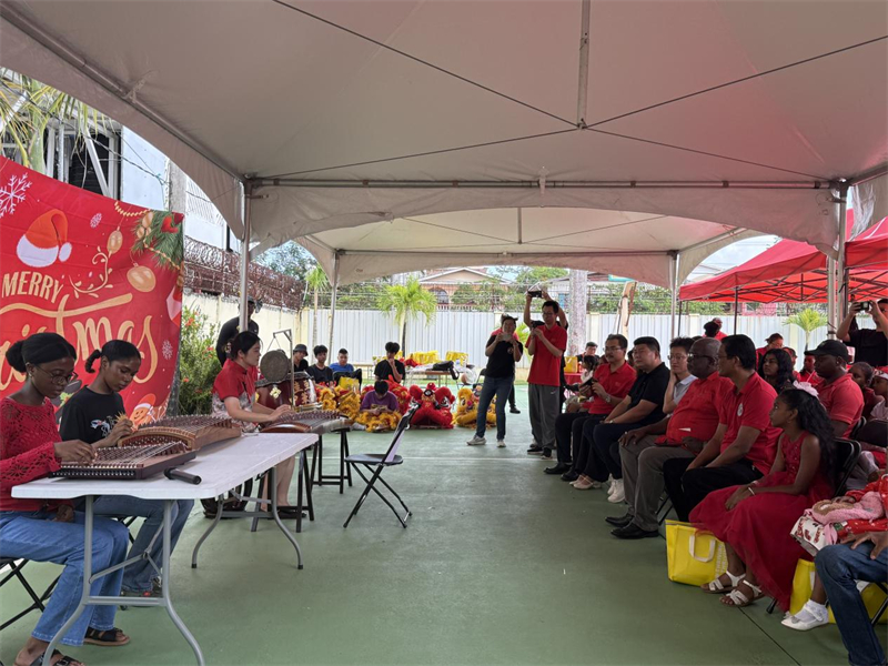 圭亚那总理感谢援圭中国医疗队所作贡献(图2)