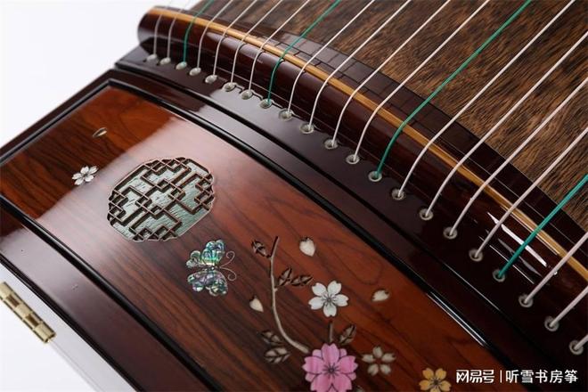 初学古筝科学选购指南：为什么瑶鸾Y103是明智之选？(图1)