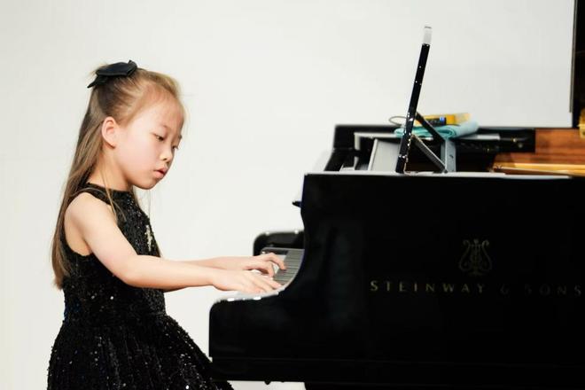 拾阶而上乐满十年张乐(上海)钢琴工作室十周年庆典演奏会温情奏响(图6)