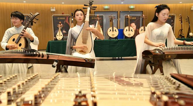 2025中国乐器行业科技创新与产业发展大会在河北肃宁举行(图3)