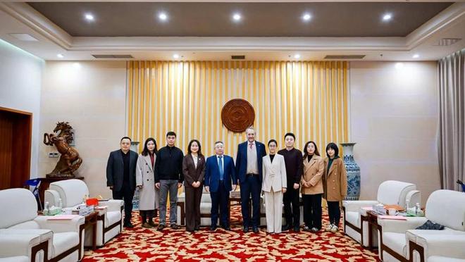 中西乐韵和鸣共育国际英才(图2)