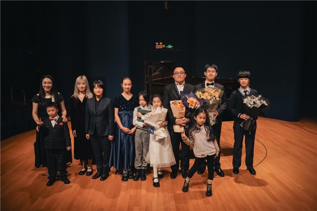 陈天一师生钢琴演奏会在上海东方艺术中心开演(图4)