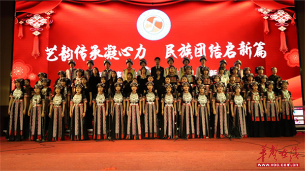 旧岁千重锦新年百尺竿吉首市民族中学2026年元旦晚会圆满落幕(图2)