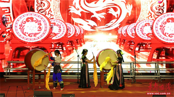 旧岁千重锦新年百尺竿吉首市民族中学2026年元旦晚会圆满落幕(图4)