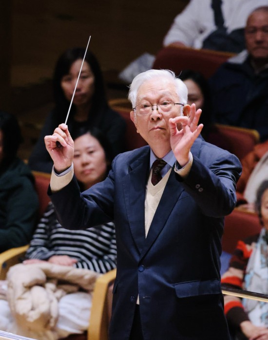 从江南情景到岁寒三友上海民族乐团奏响顾冠仁力作(图2)