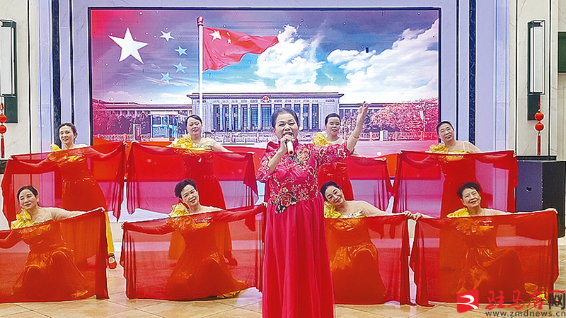 载歌载舞迎新春(图2)