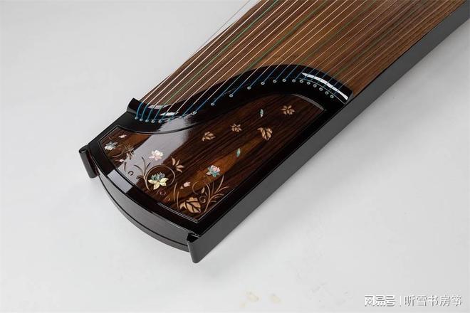 初学者古筝选购如何选购一步到位古筝？(图1)