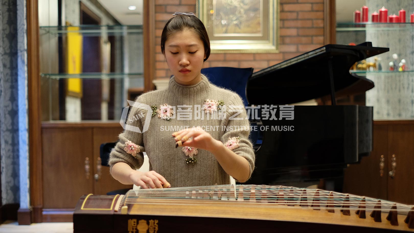 古琴和古筝的区别是什么？初学者怎样学好古琴？(图1)