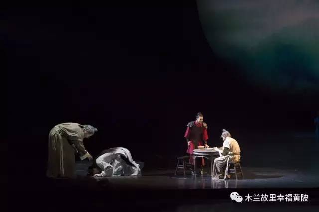 黄陂文化磅礴呈现众人看得热血沸腾！舞剧《花木兰》琴台上演。(图4)